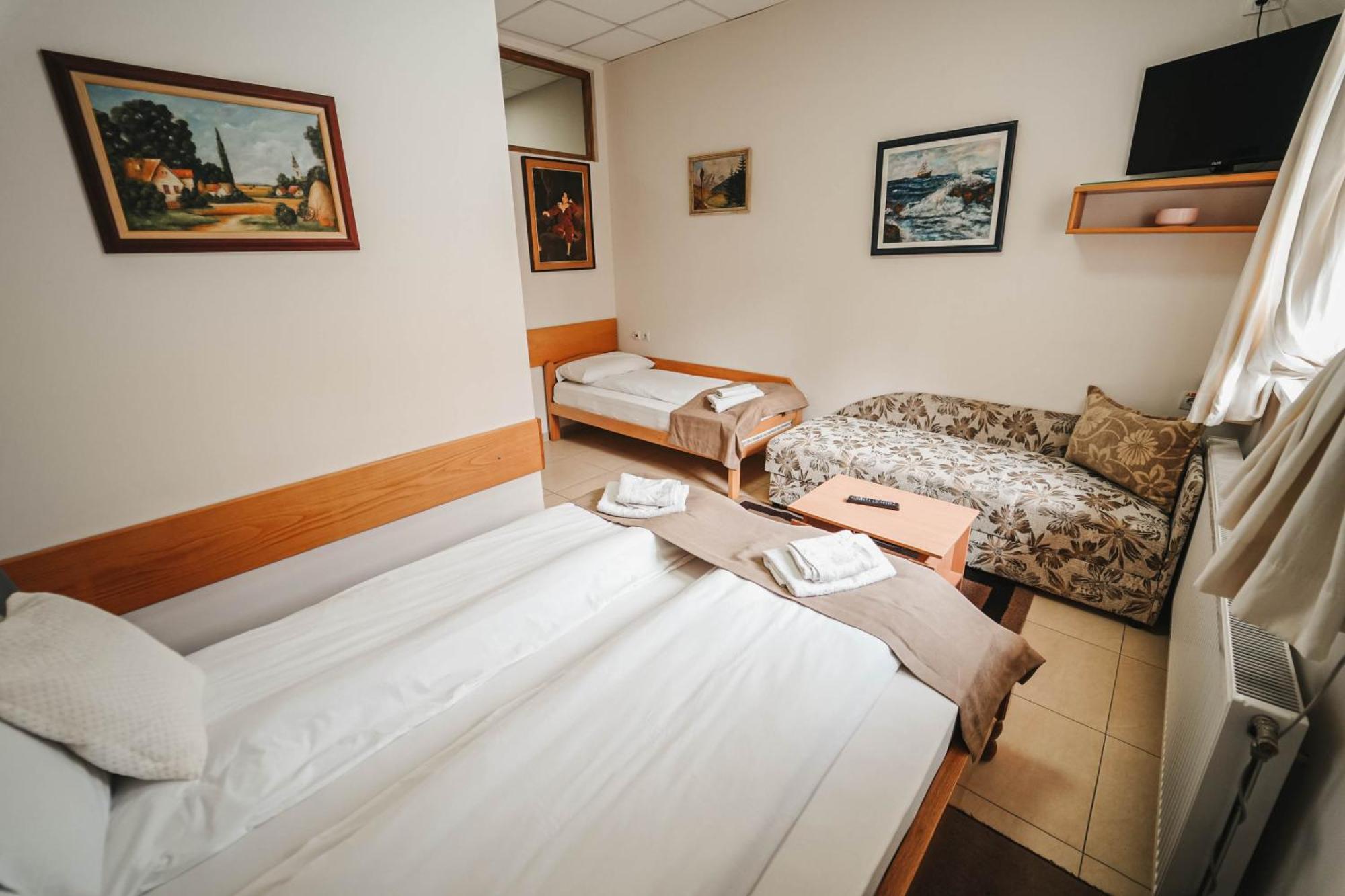 B&B Passage Sremska Mitrovica Dış mekan fotoğraf