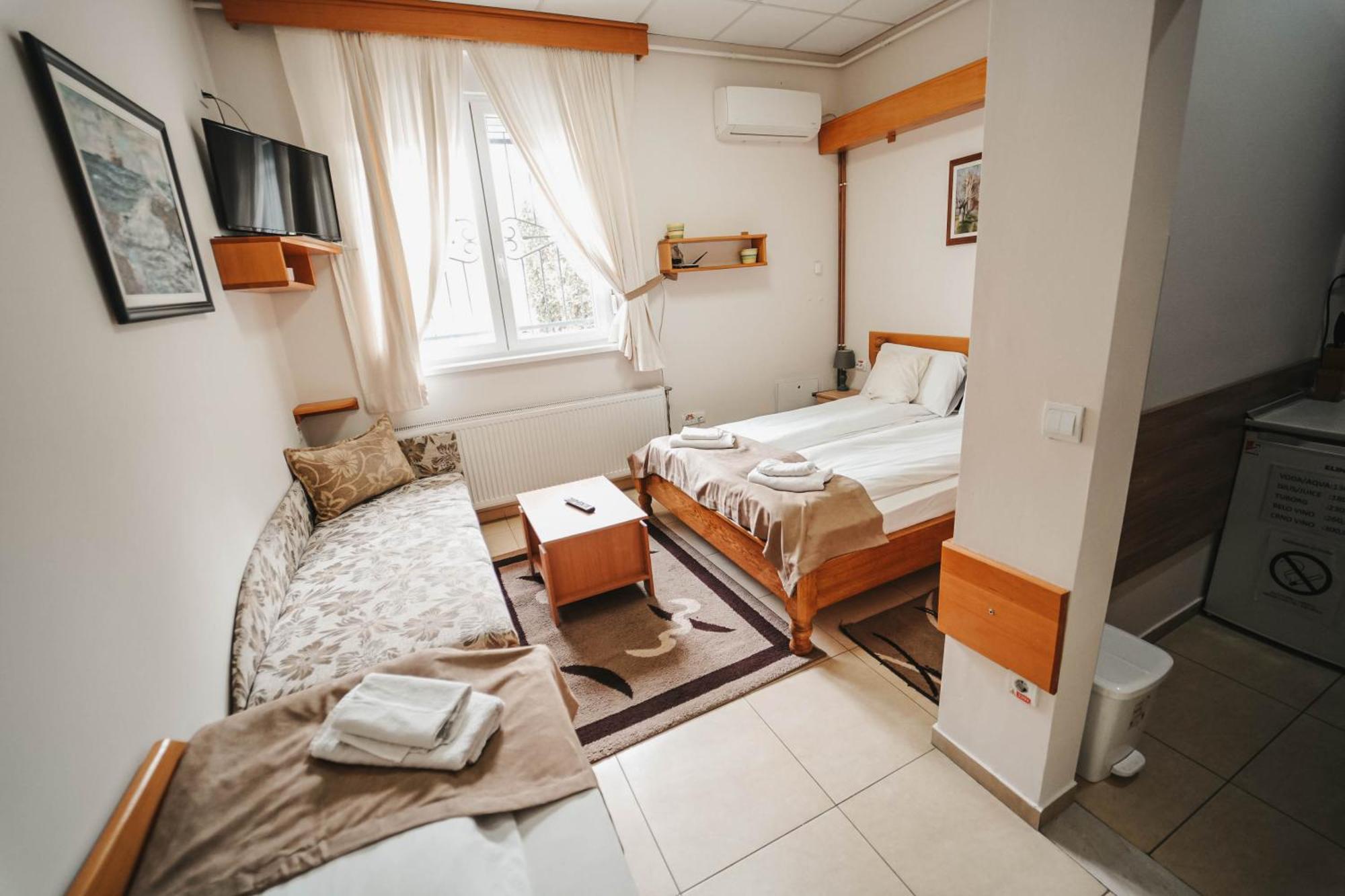 B&B Passage Sremska Mitrovica Dış mekan fotoğraf