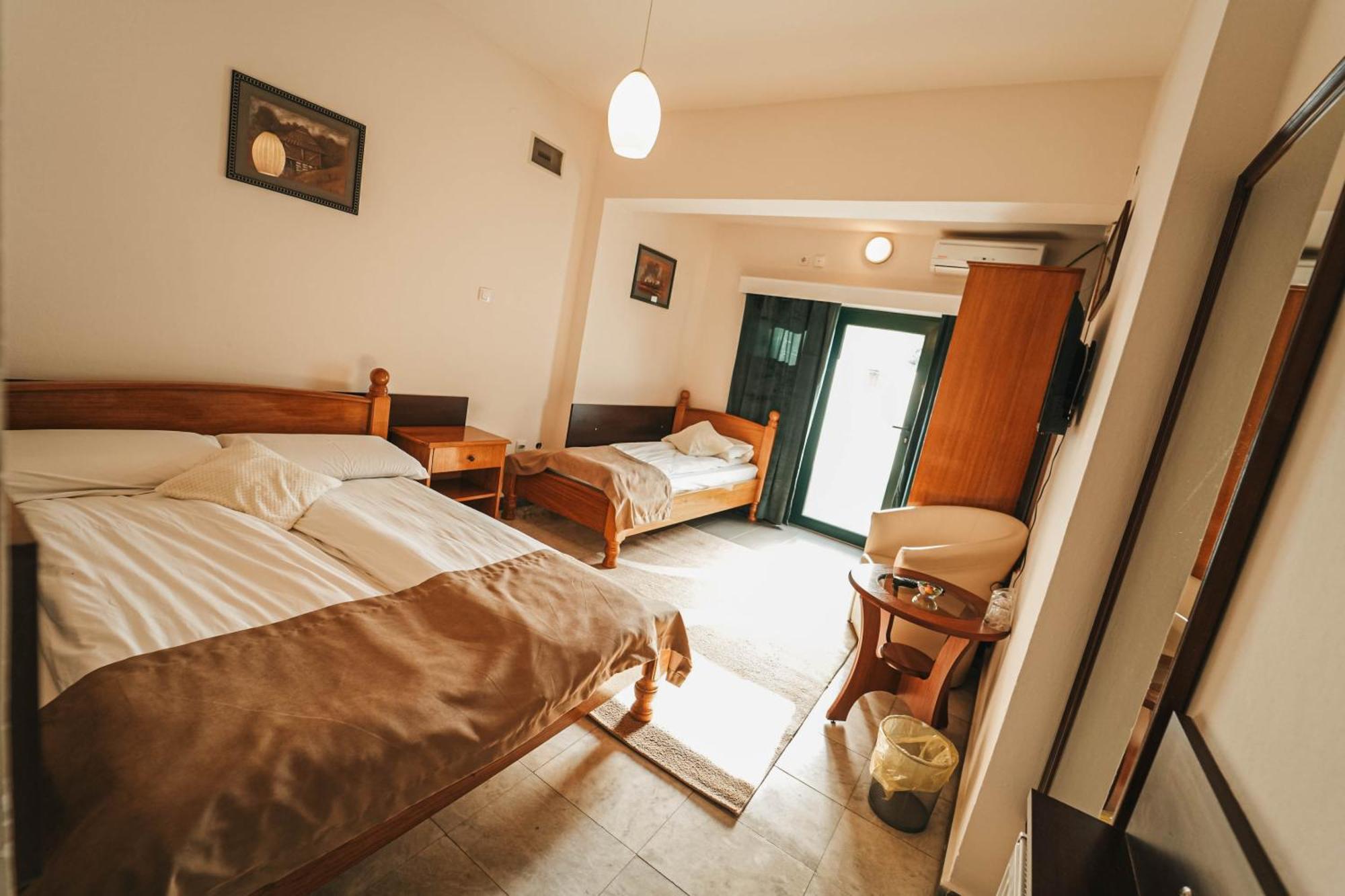 B&B Passage Sremska Mitrovica Dış mekan fotoğraf
