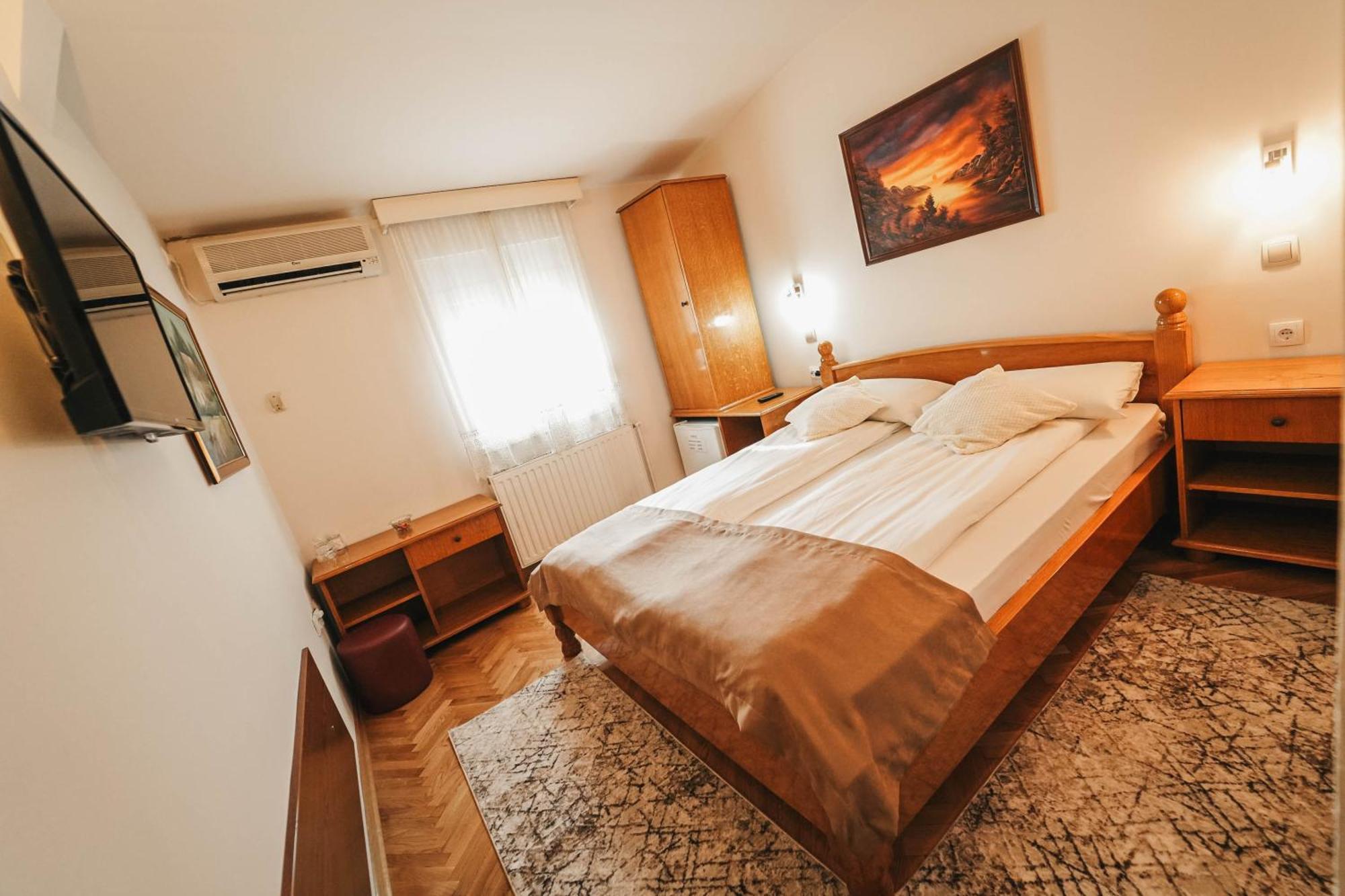 B&B Passage Sremska Mitrovica Dış mekan fotoğraf