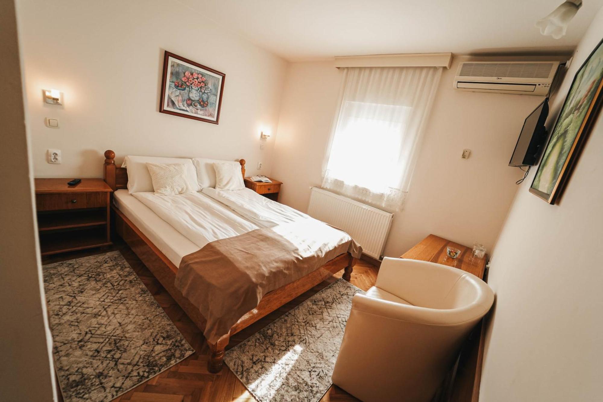 B&B Passage Sremska Mitrovica Dış mekan fotoğraf
