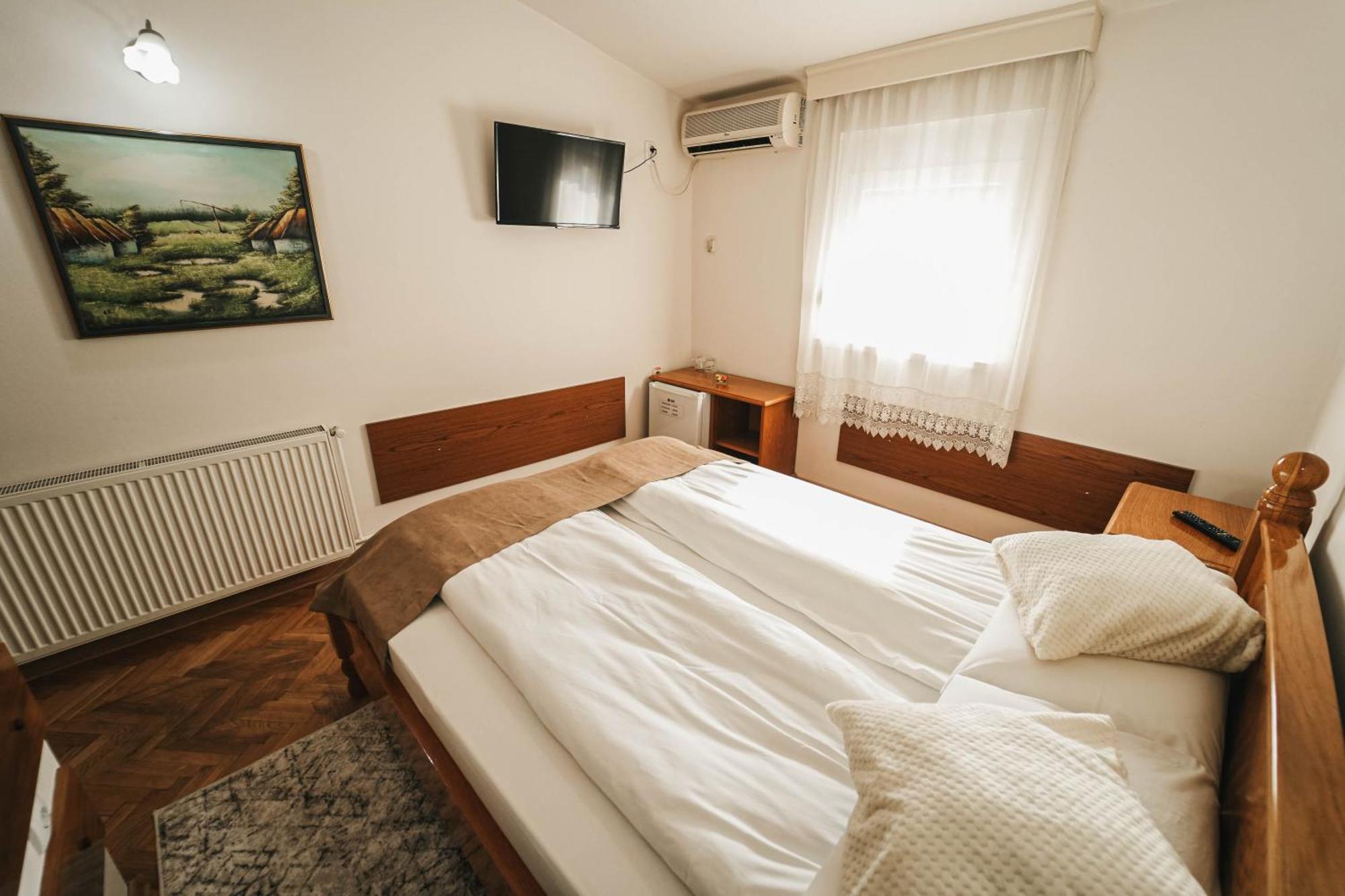 B&B Passage Sremska Mitrovica Dış mekan fotoğraf