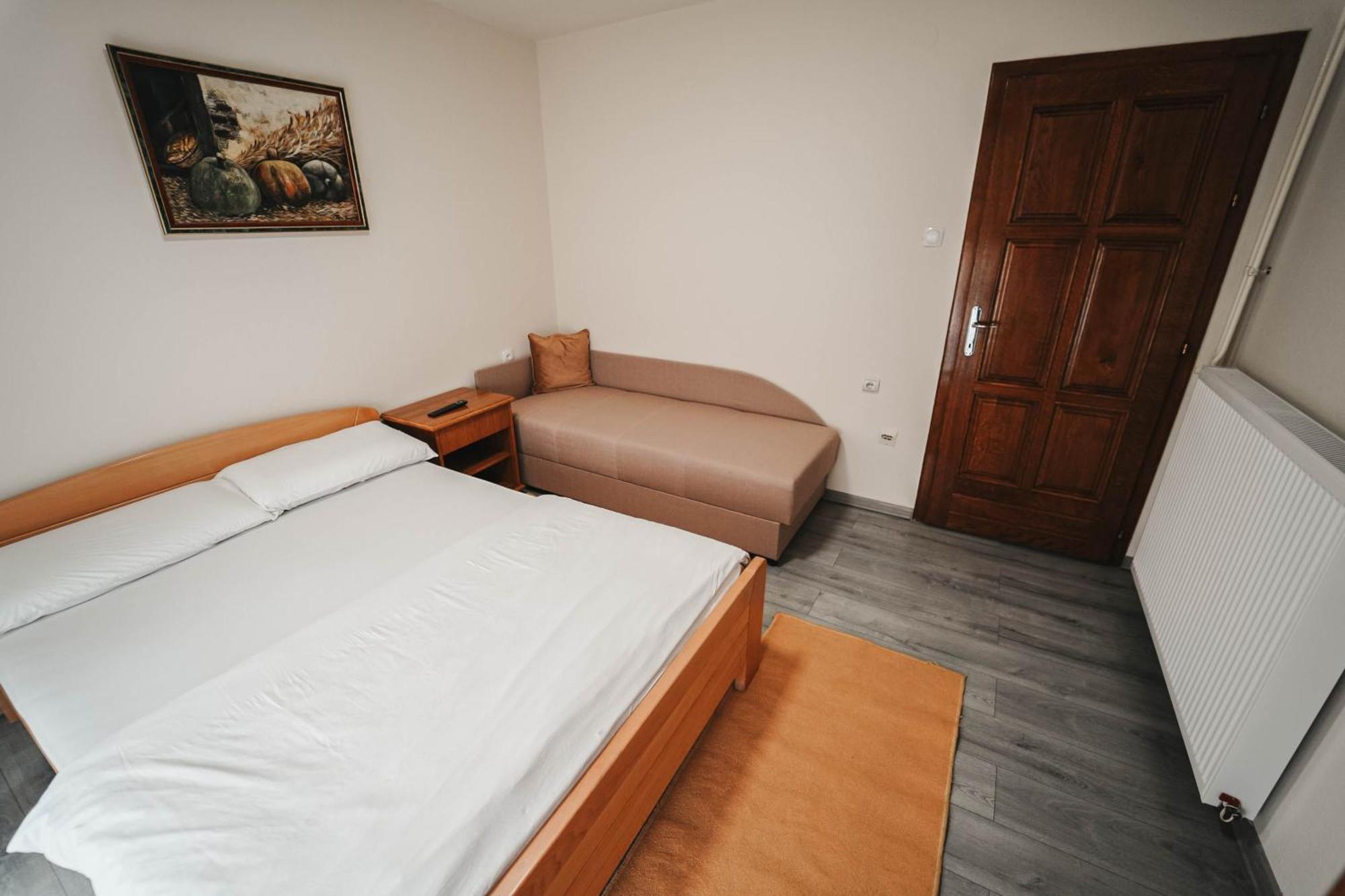 B&B Passage Sremska Mitrovica Dış mekan fotoğraf