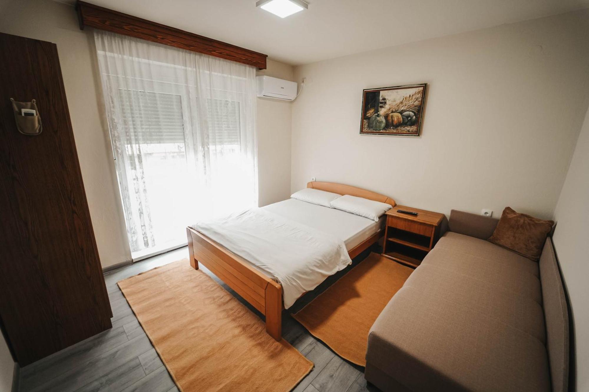 B&B Passage Sremska Mitrovica Dış mekan fotoğraf