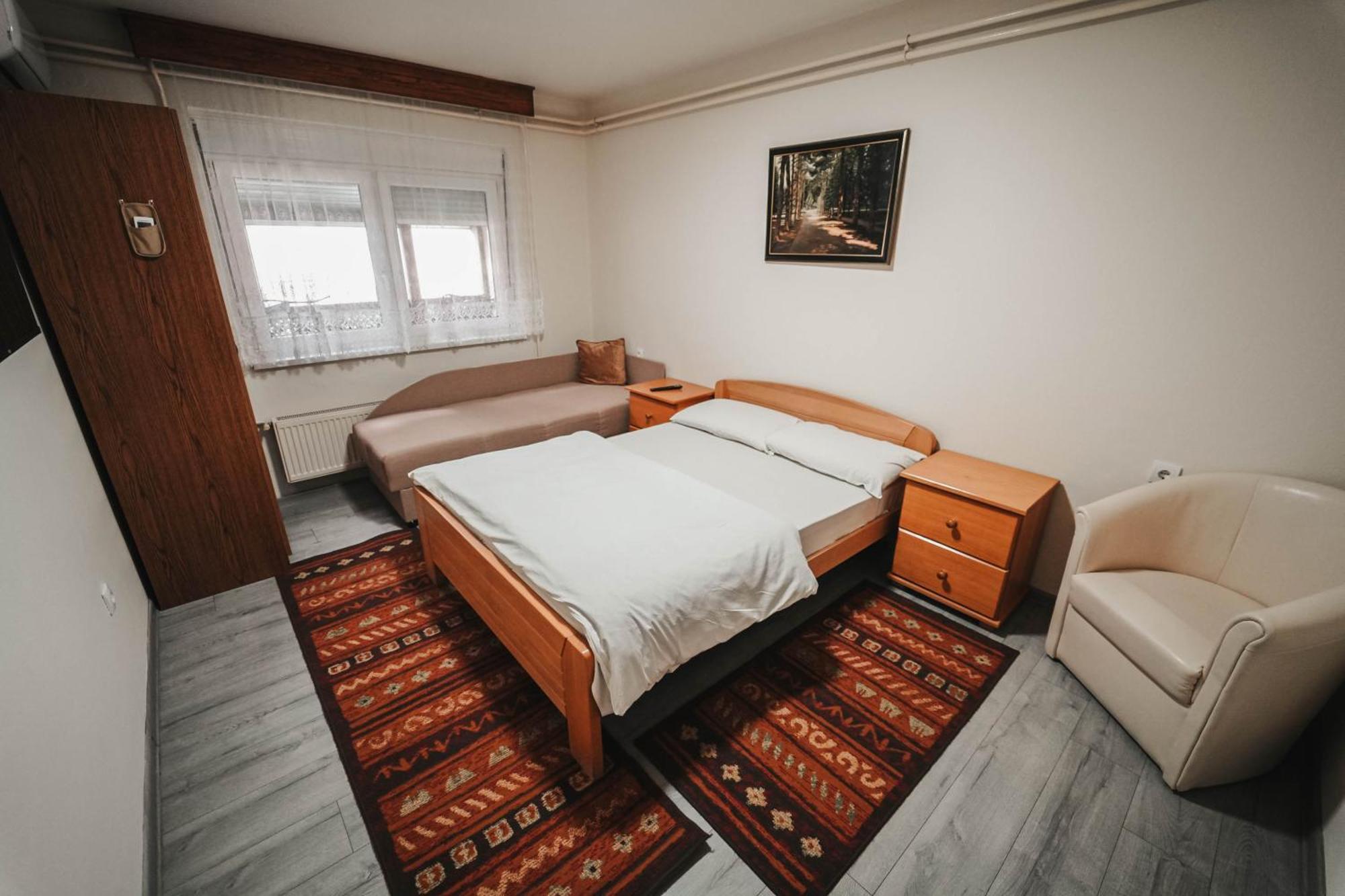 B&B Passage Sremska Mitrovica Dış mekan fotoğraf